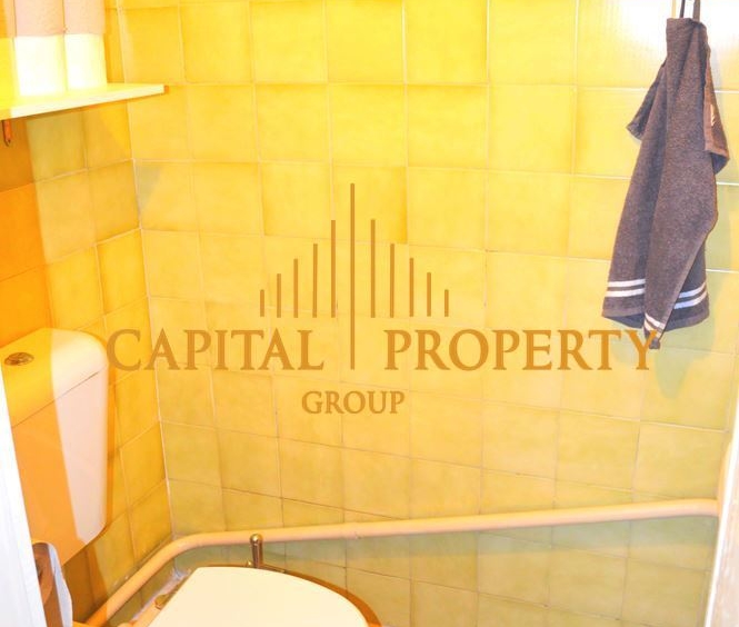 Тристаен, обзаведен с панорама - център - 0