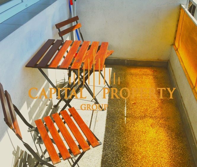 Тристаен, обзаведен с панорама - център - 0