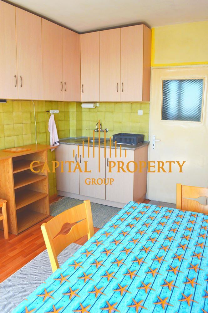 Тристаен, обзаведен с панорама – център-0 Тристаен, обзаведен с панорама - център - 0