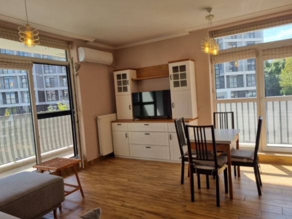 Двуставен обзаведен апартамент под наем в Цариградски комплекс - 0