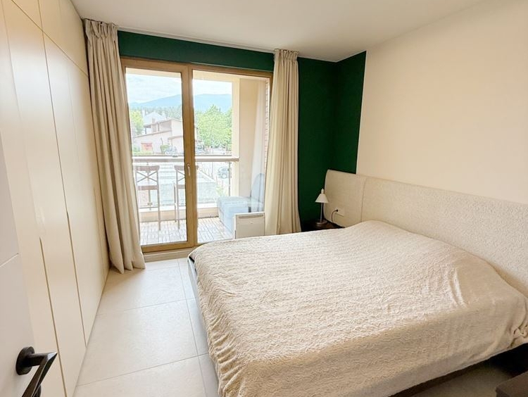 Двустаен апартамент за продажба в к-с Oasis Residence - 0