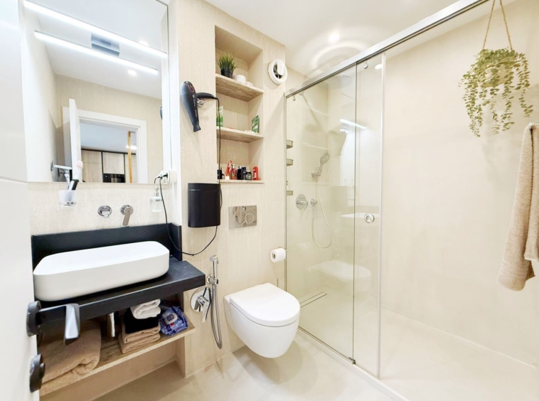 Двустаен апартамент за продажба в к-с Oasis Residence - 0