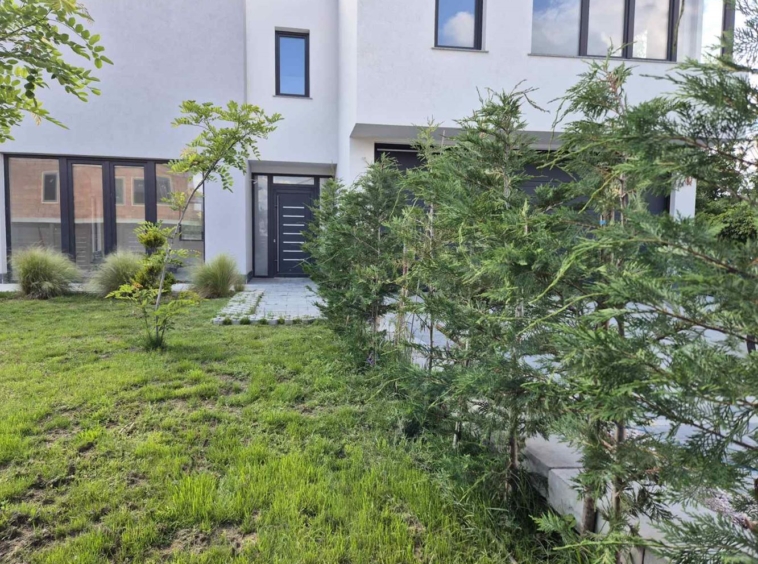 Продава се Къща с Акт 16 в м-т Детски град, Панчарево - 0
