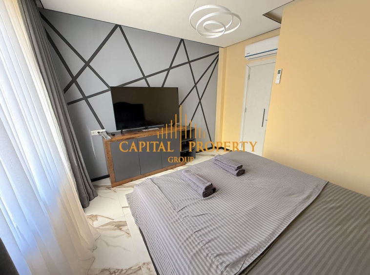 Тристаен тухлен обзаведен с опция за закупуване на паркомясто - 0