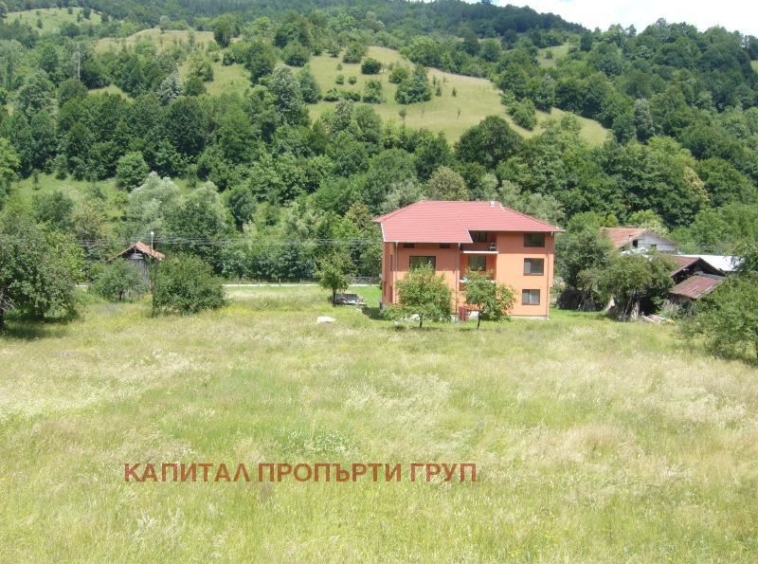 Къща с. Рибарица - 0