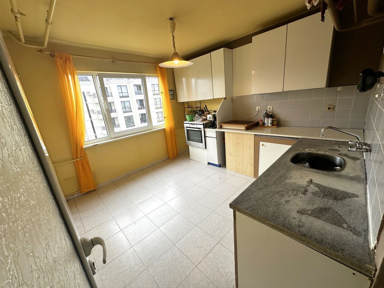 Тристаен/четиристаен апартамент в Дървеница-0 Тристаен/четиристаен апартамент в Дървеница - 0