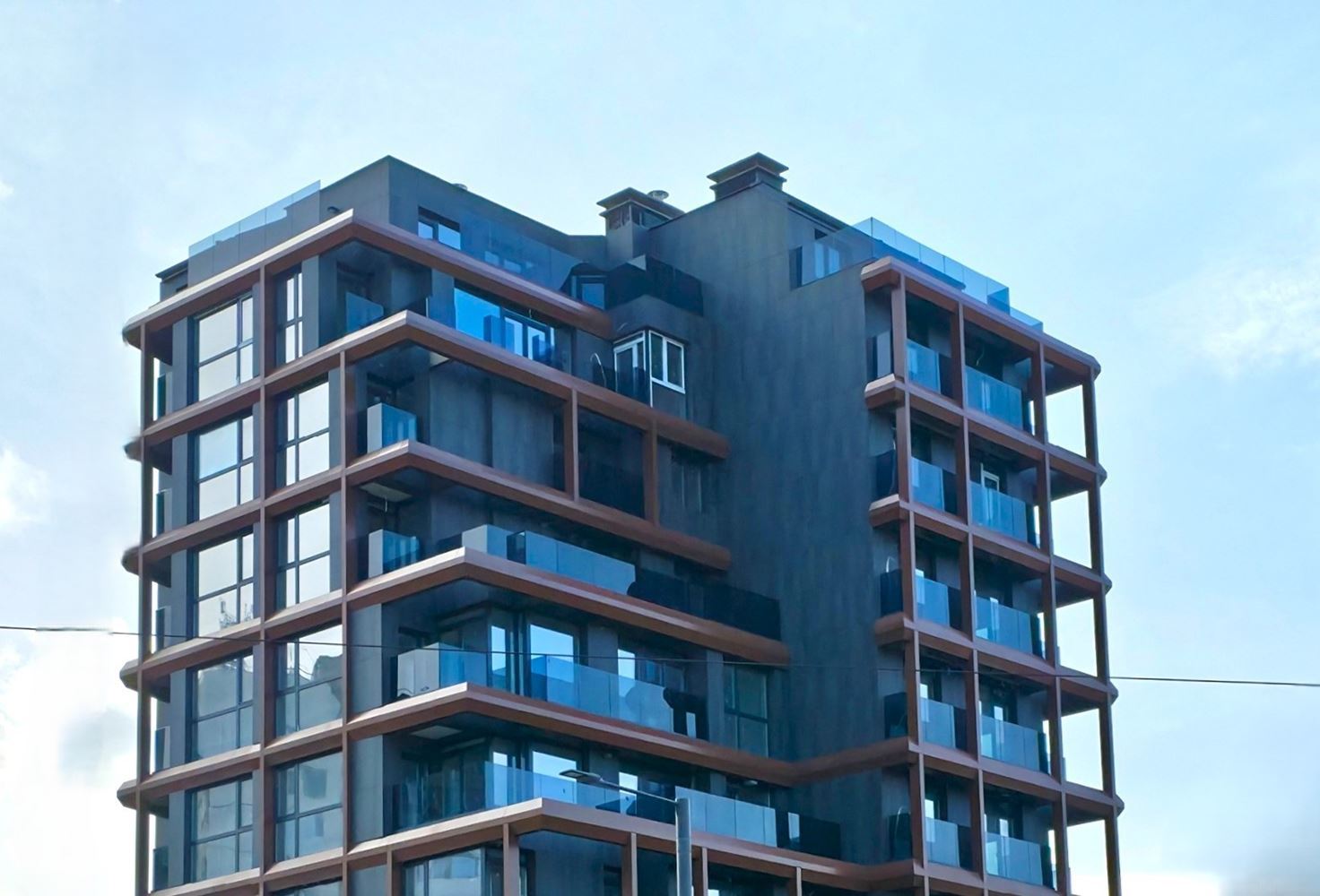 Панорамен тристаен апартамент с акт 16-0 Панорамен тристаен апартамент с акт 16 - 0