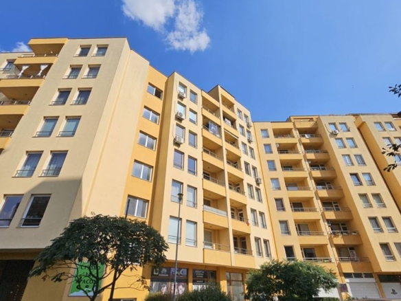 1-стаен в Дружба 1 за продажба - 0