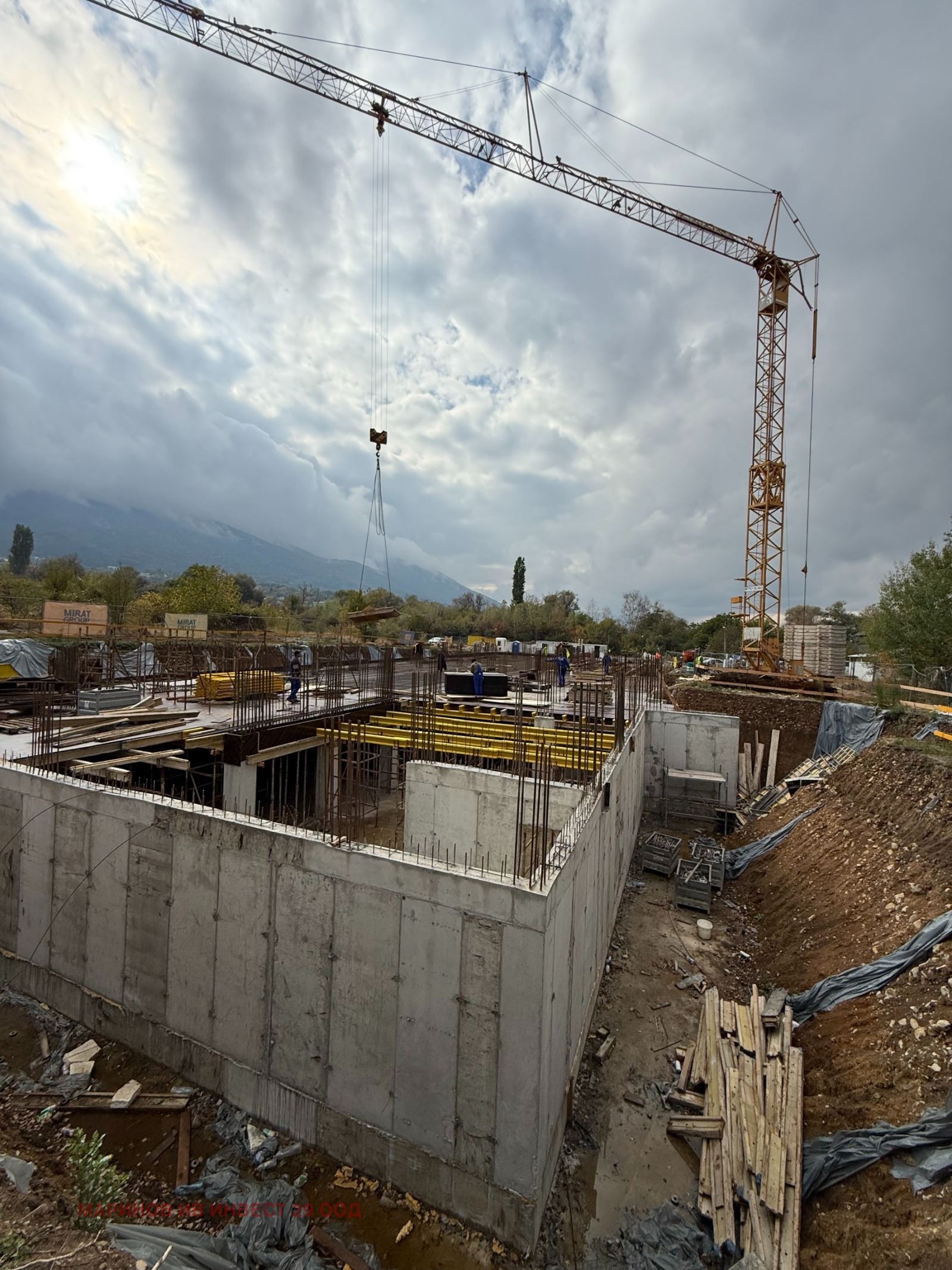 Нов тристаен апартамент в кв Кръстова вада - 0