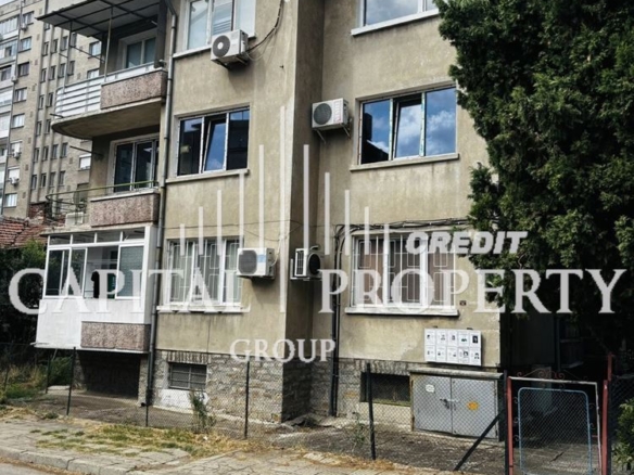 Четиристаен апартамент за ремонт на Баня Пиперка - 0