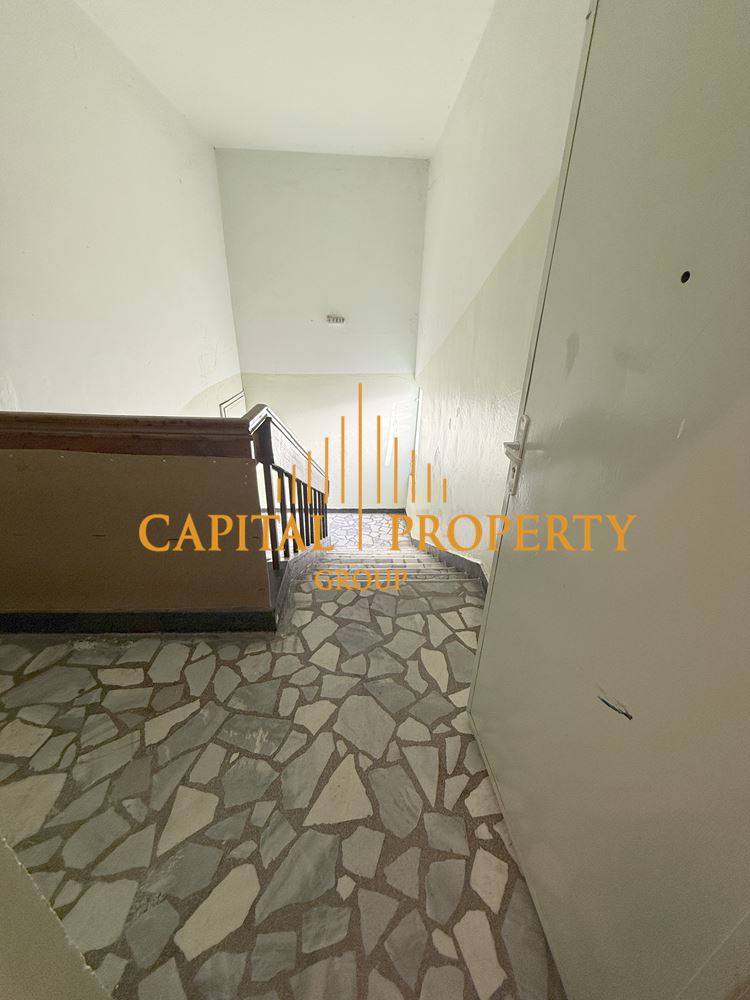 Спортна зала и офиси в гр. Дулово - 0