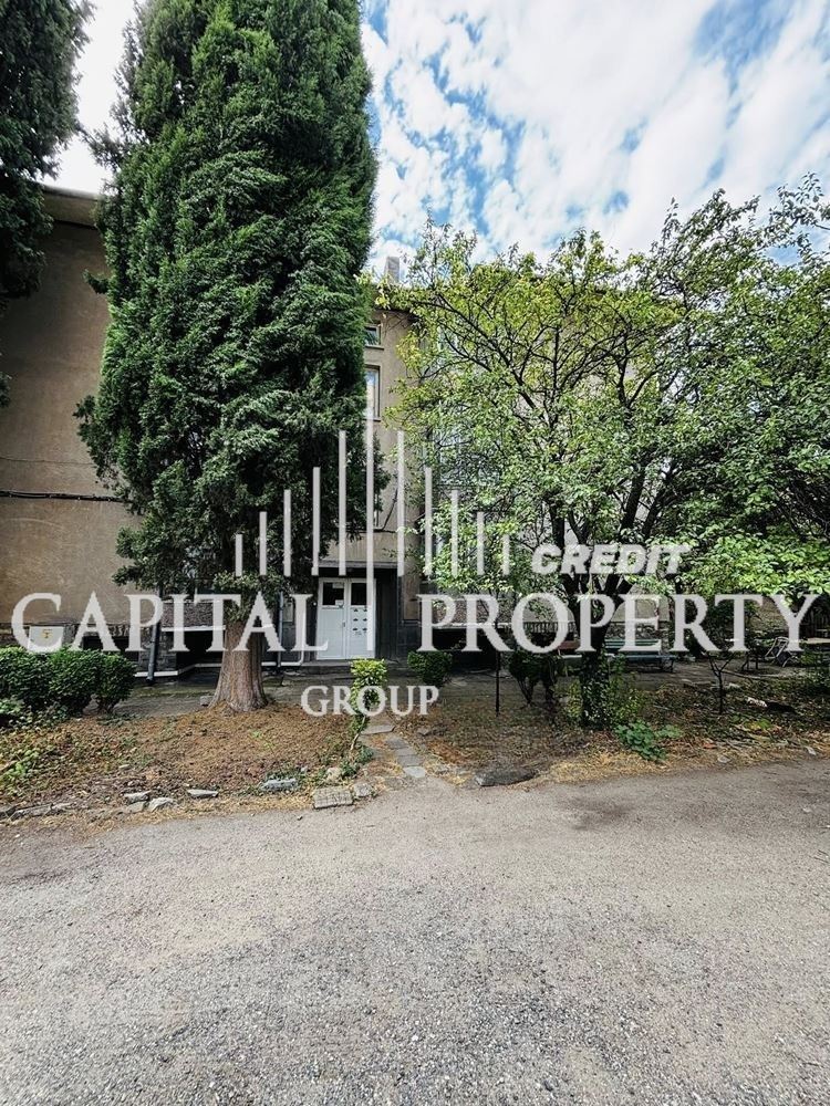 Четиристаен апартамент за ремонт на Баня Пиперка - 0