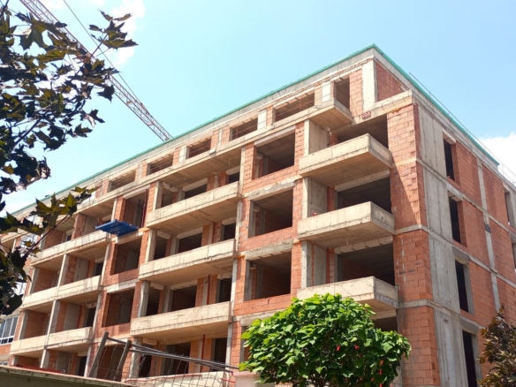 Южен, вътрешен двустаен апартамент в нова сграда - 0