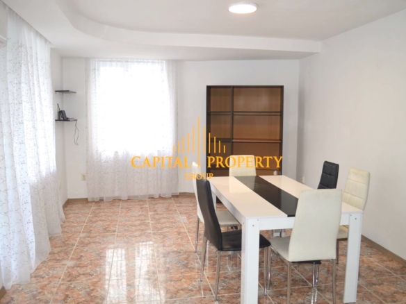 Двустаен апартамент с Паркомясто, Траката , Варна - 0