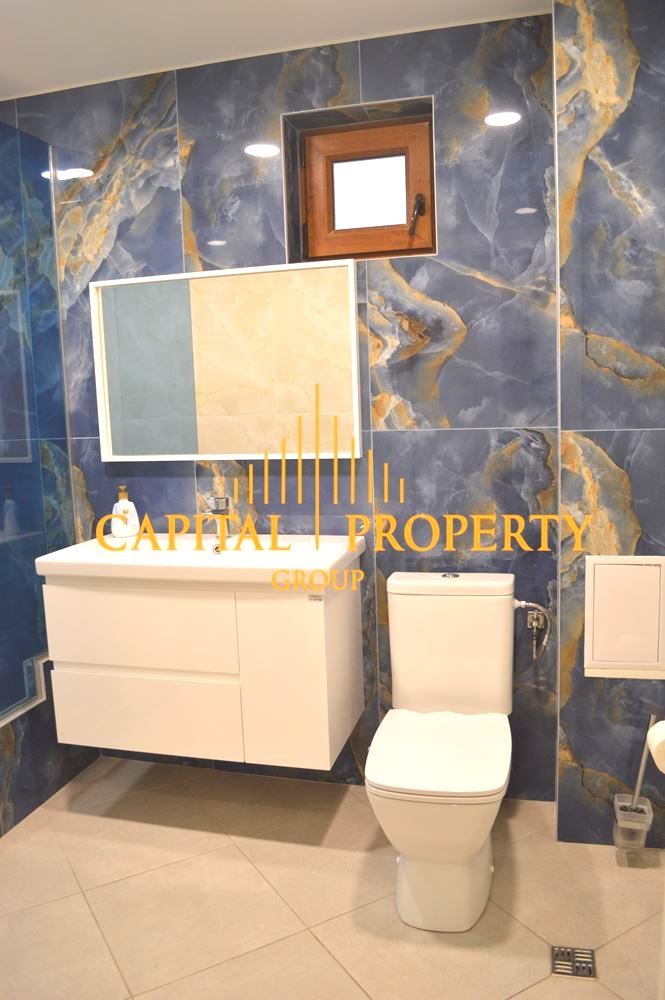 САМОСТОЯТЕЛНА КЪЩА на метри от плажа и морската градина с ПМ, Идеален Център, Варна - 0