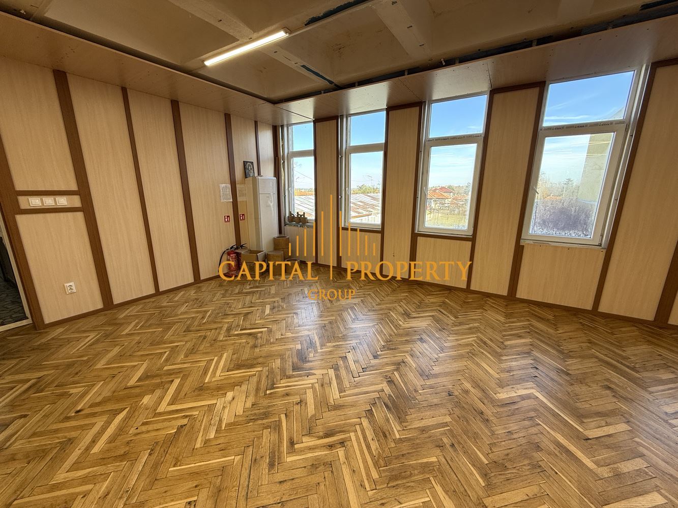 Спортна зала и офиси в гр. Дулово - 0