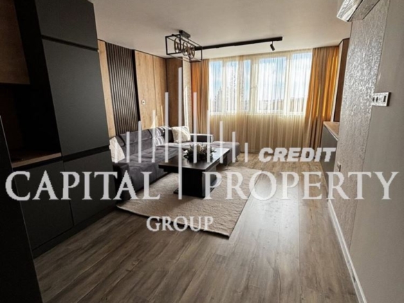Capital Property Group има удоволствието да ви представи уникален тристаен апартамент в близост до мол Галерия! - 0