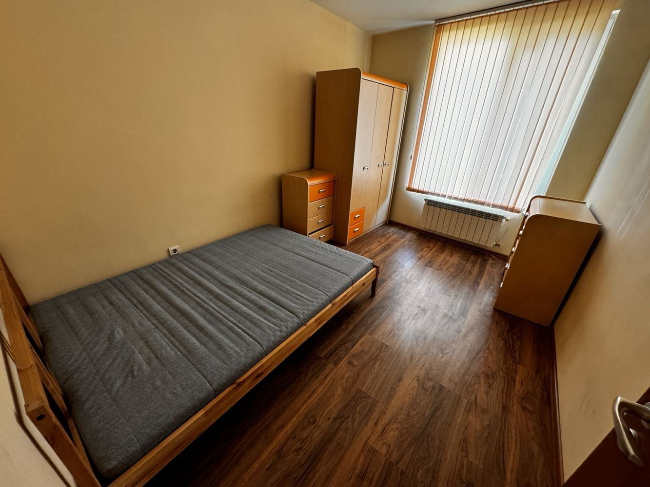 Просторен и светъл апартамент в кв. Манастирски ливади. Акт 16. - 0