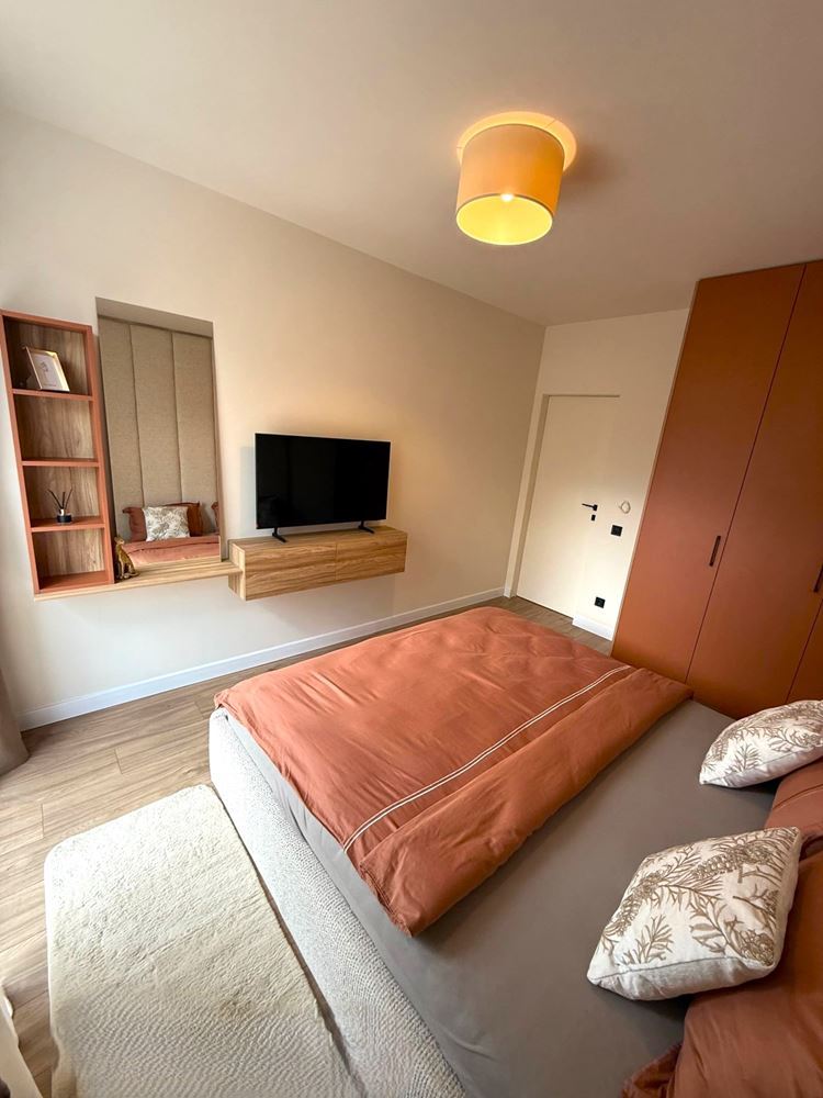 Обзаведен нов тристаен апартамент - 0