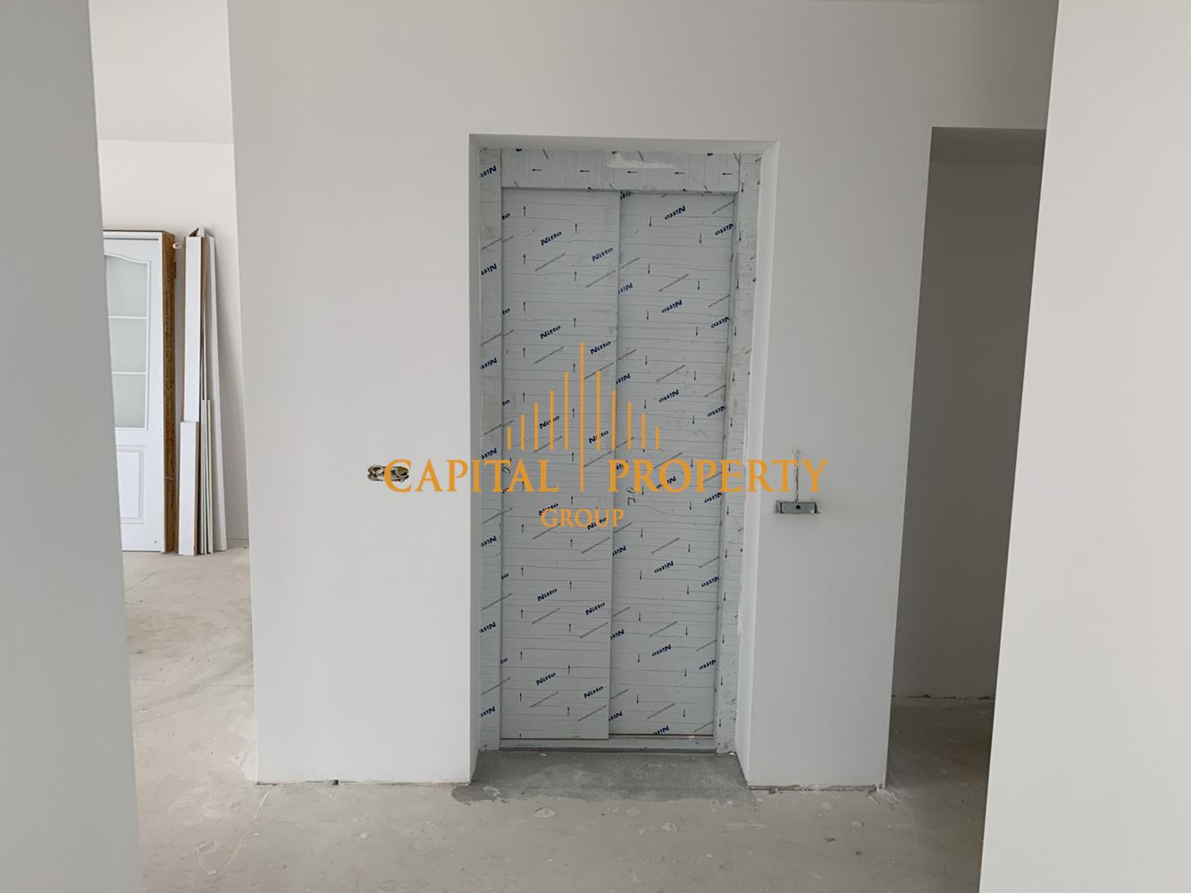 Многостаен апартамент завършен до ключ на две нива в кв. Галата - 0