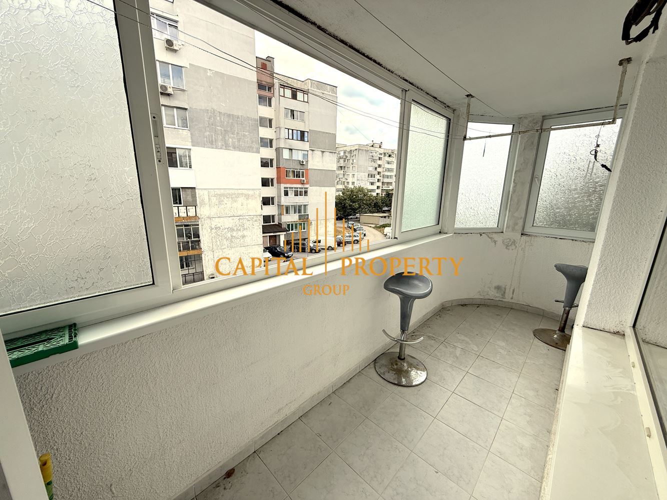 Многостаен тухлен апартамент 150м2 в Цветен квартал, гр. Варна - 0