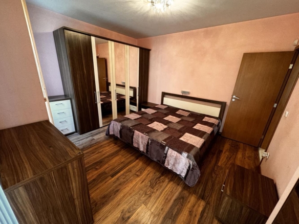 Просторен и светъл апартамент в кв. Манастирски ливади. Акт 16. - 0