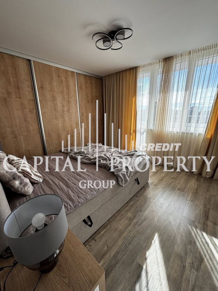 Capital Property Group има удоволствието да ви представи уникален тристаен апартамент в близост до мол Галерия! - 0