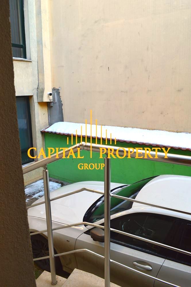 САМОСТОЯТЕЛНА КЪЩА на метри от плажа и морската градина с ПМ, Идеален Център, Варна - 0