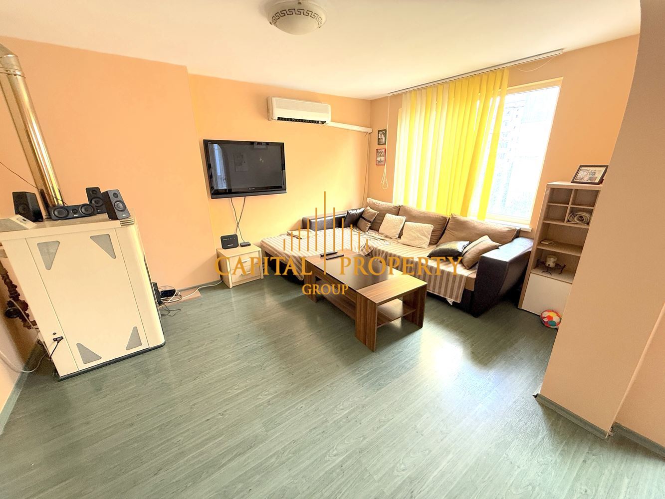 Многостаен тухлен апартамент 150м2 в Цветен квартал, гр. Варна - 0