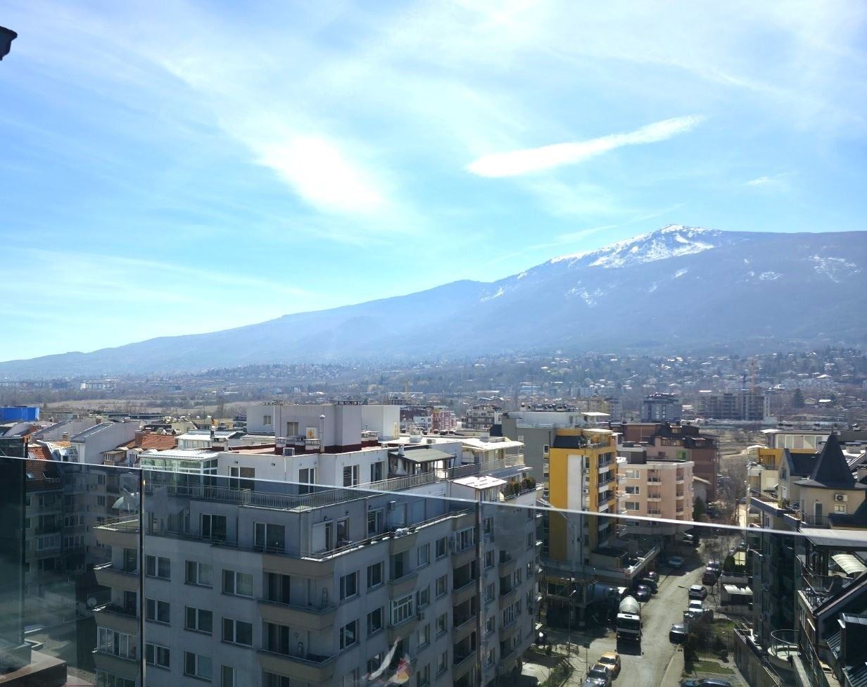 Панорамен тристаен апартамент с акт 16 - 0