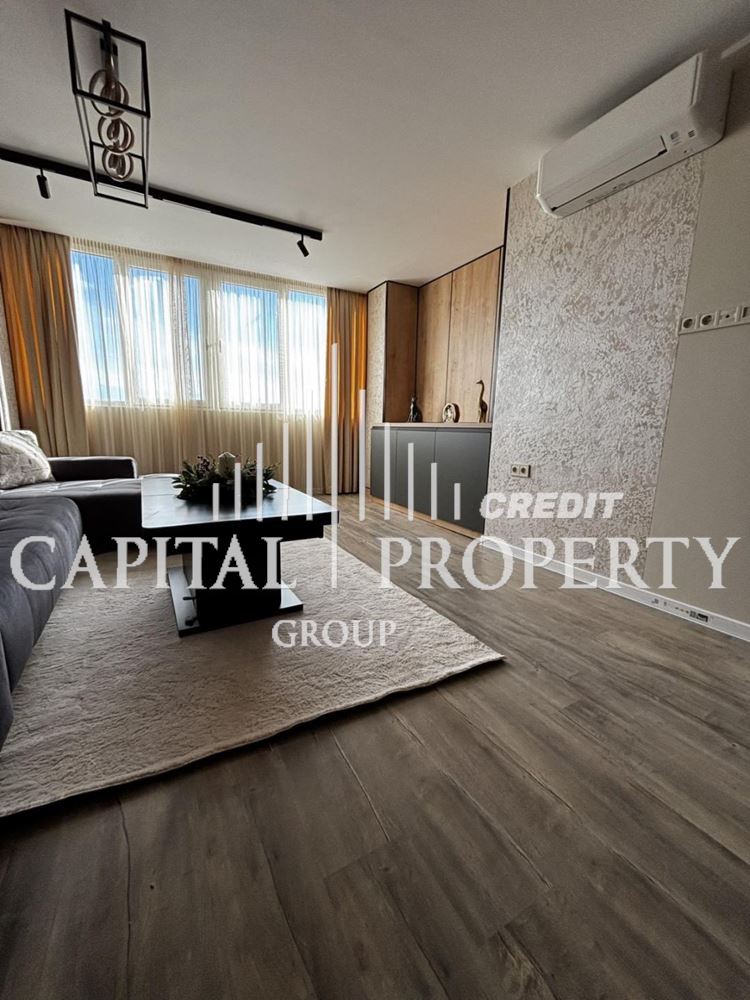Capital Property Group има удоволствието да ви представи уникален тристаен апартамент в близост до мол Галерия! - 0
