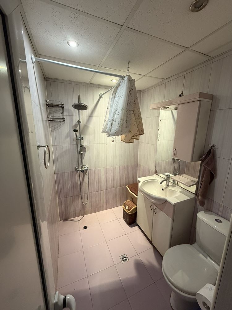 3-ен апартамент кв. Връбница - 0