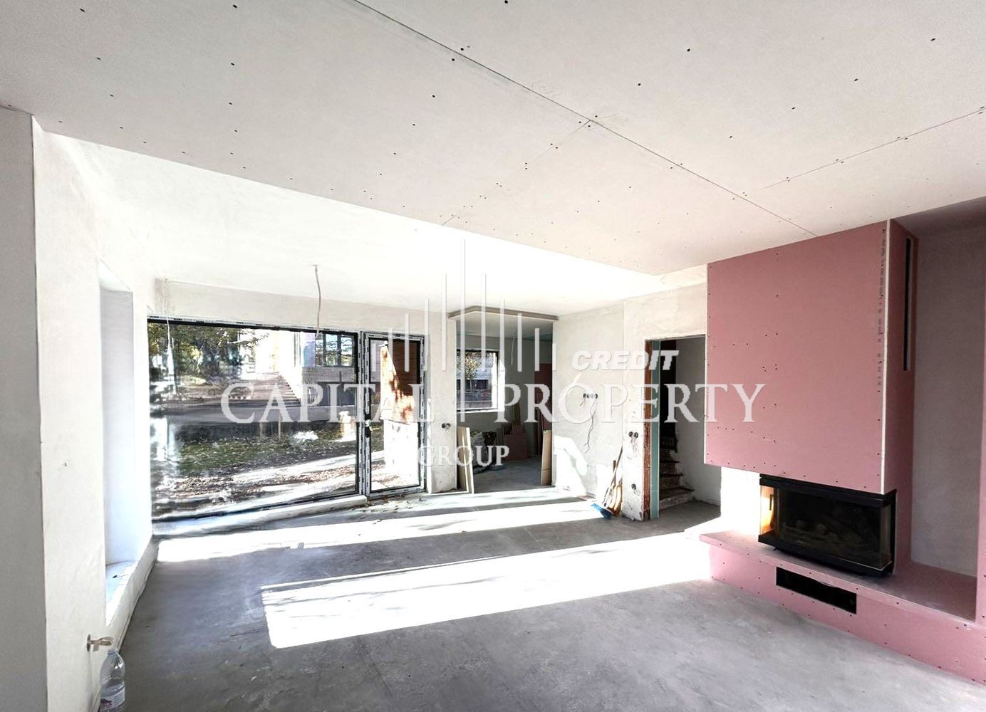 Луксозна къща с панаорамна гледка - 0