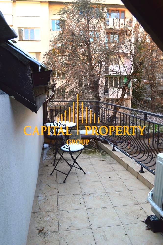 САМОСТОЯТЕЛНА КЪЩА на метри от плажа и морската градина с ПМ, Идеален Център, Варна-0 САМОСТОЯТЕЛНА КЪЩА на метри от плажа и морската градина с ПМ, Идеален Център, Варна - 0