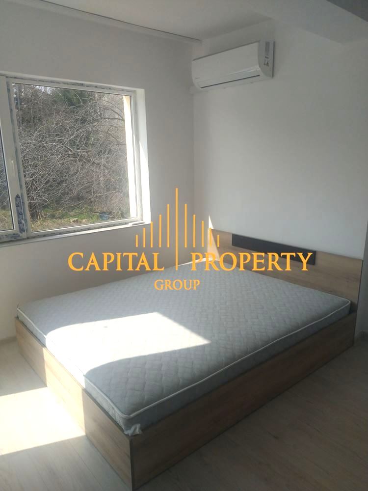 Двустаен апартамент с Паркомясто, Траката , Варна - 0