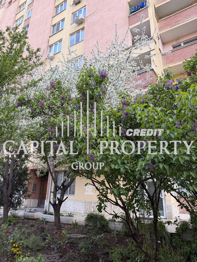 Многостаен апартамент в широк Център, София - 0