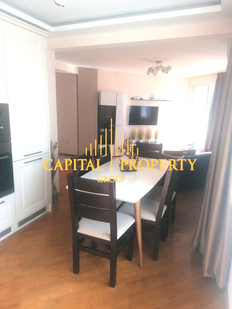 Тристаен обзаведен апартамент с ГАРАЖ, Чайка, до Морската градина, Варна-0 Тристаен обзаведен апартамент с ГАРАЖ, Чайка, до Морската градина, Варна - 0