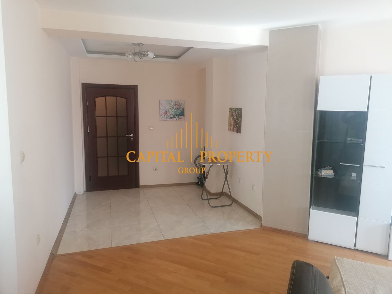 Тристаен обзаведен апартамент с ГАРАЖ, Чайка, до Морската градина, Варна-0 Тристаен обзаведен апартамент с ГАРАЖ, Чайка, до Морската градина, Варна - 0